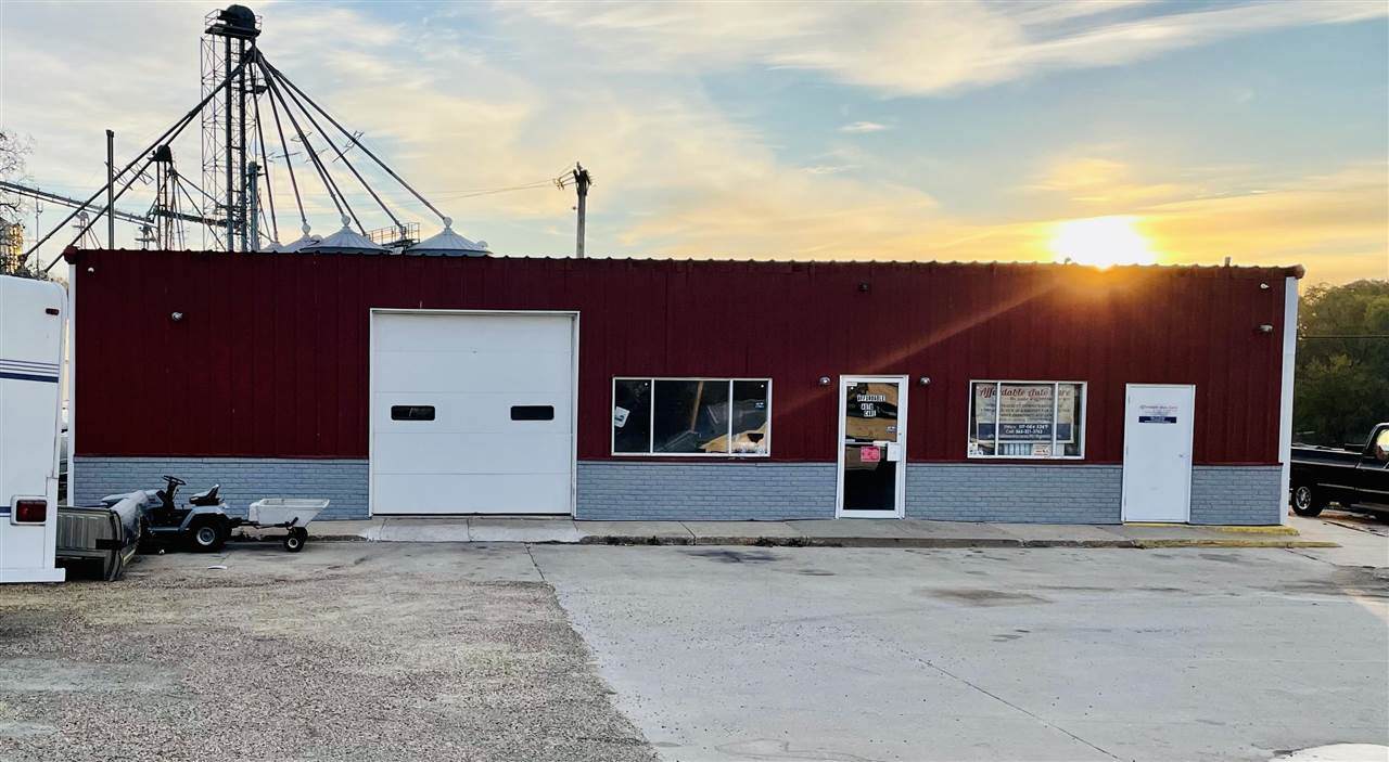 223 Main St - Photo 1