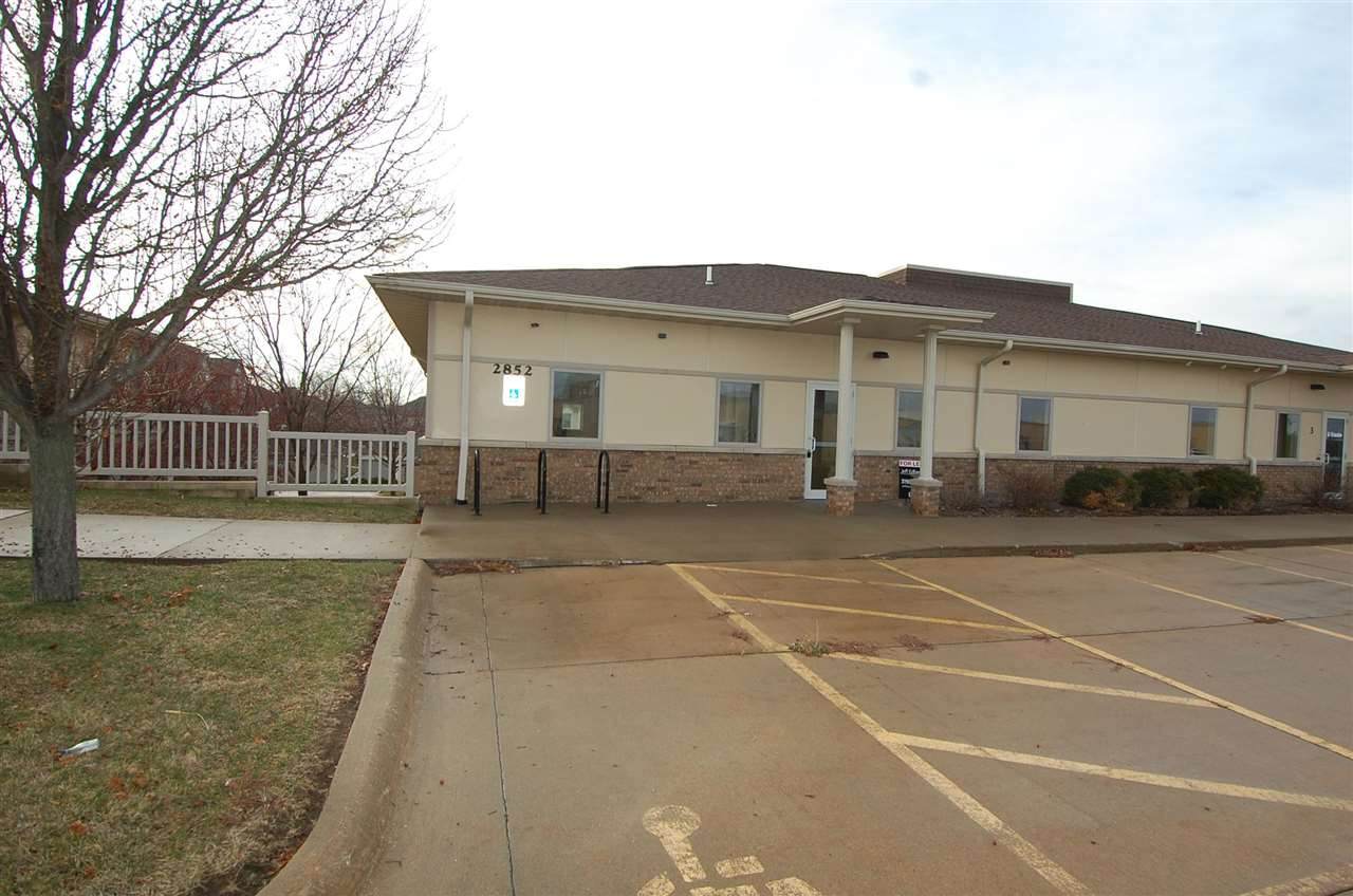 2852 Coral Ct - Photo 1