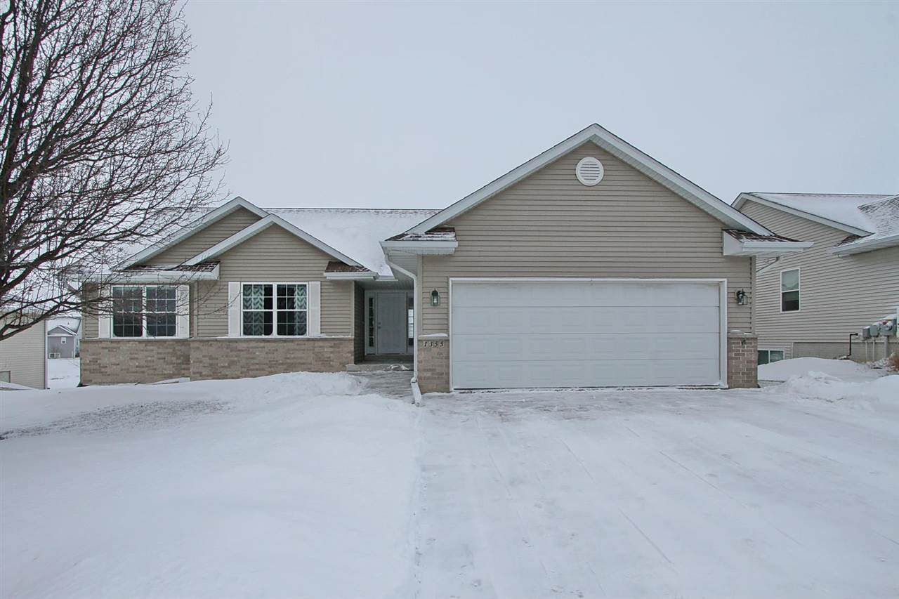 1355 Antler Dr - Photo 1