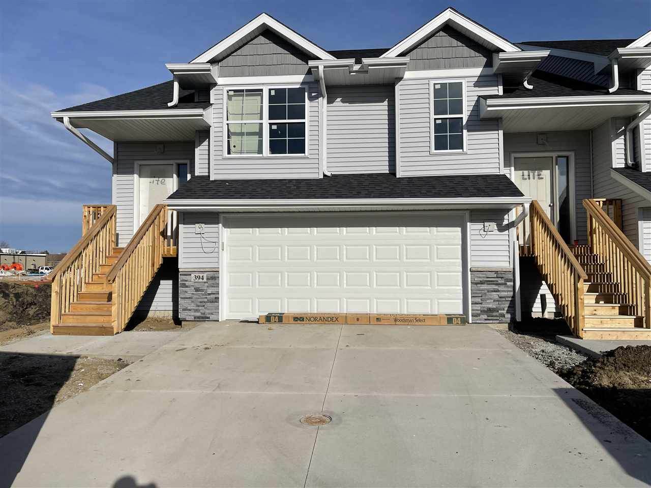 394 Maple Ct - Photo 1