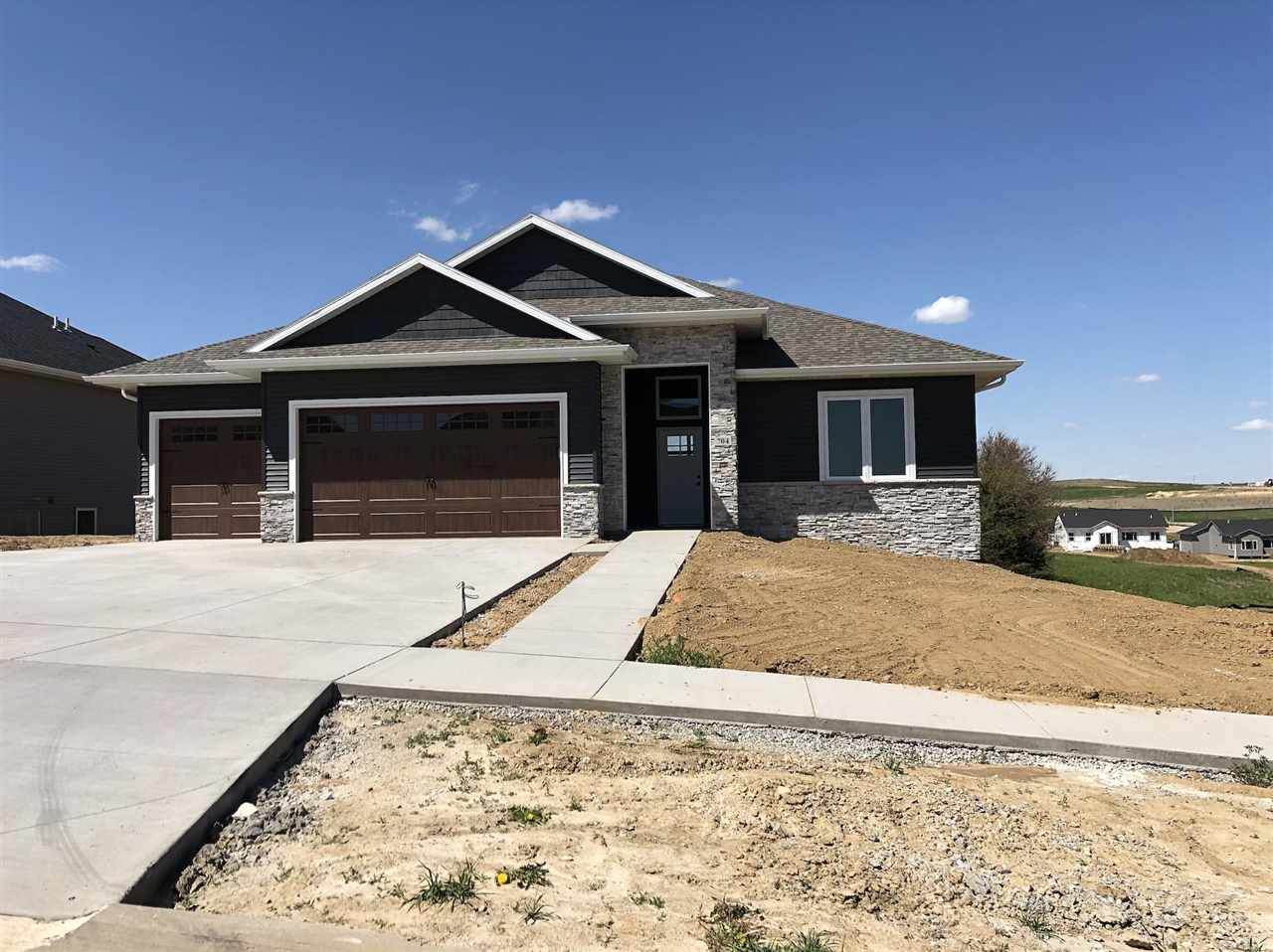 708 Rolling Hills Dr - Photo 1