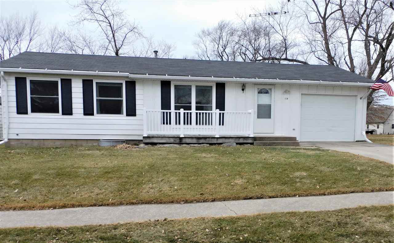 114 Highland St - Photo 1