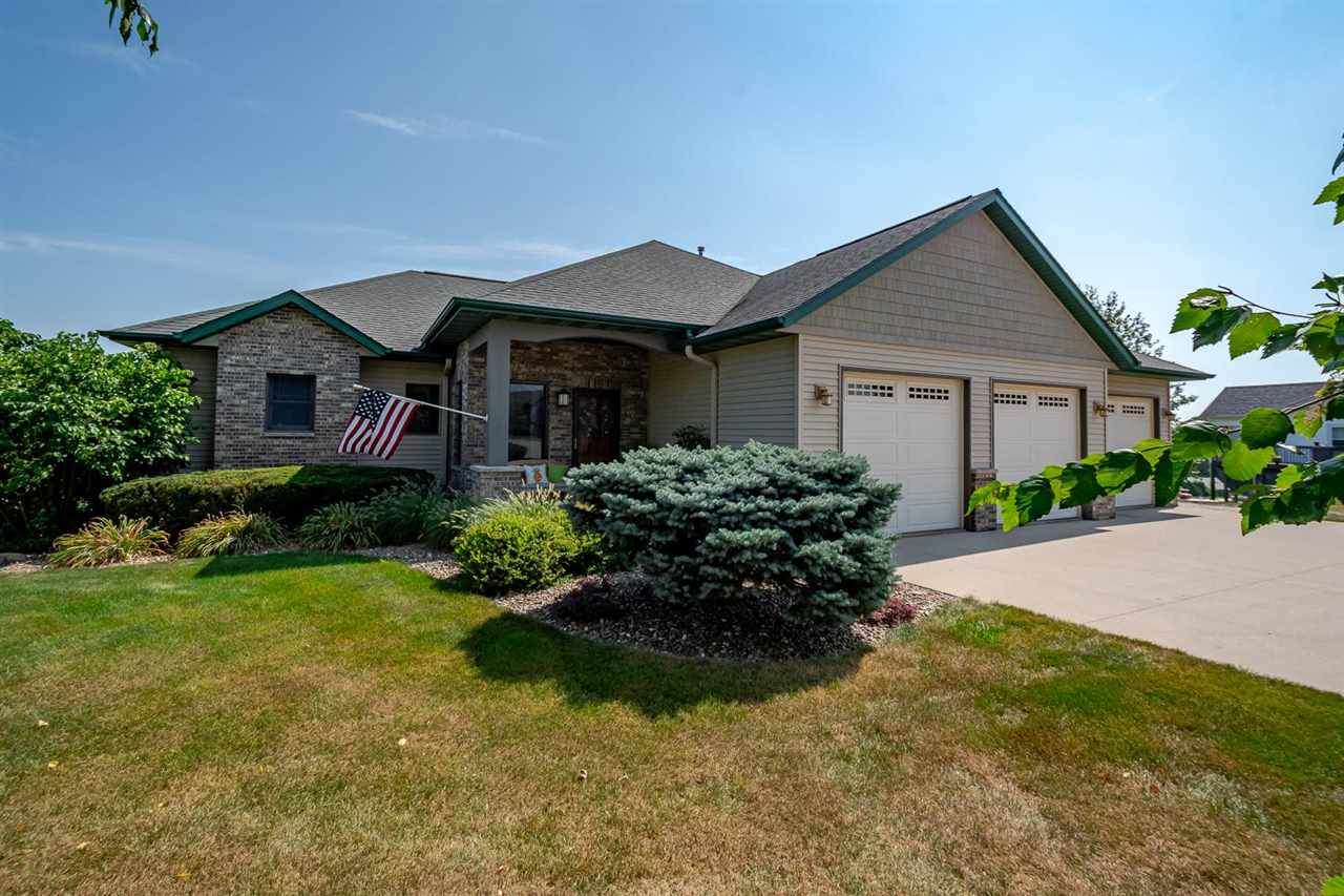 3128 East View Circle Dr - Photo 1