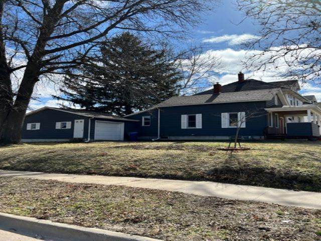 417 Linn St - Photo 1