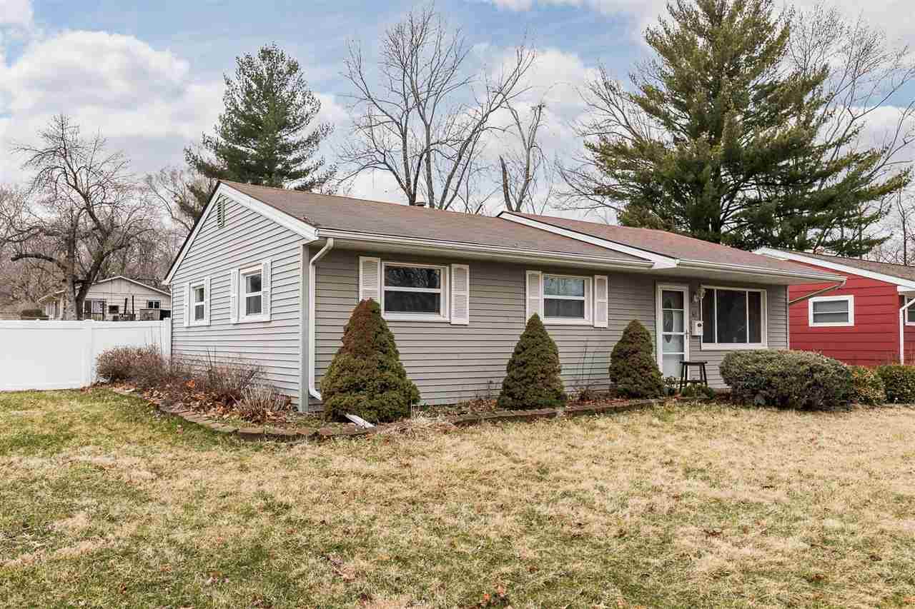 1437 Pine St - Photo 1