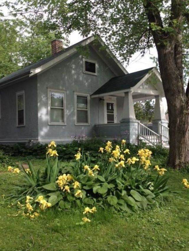 620 Van Buren Street - Photo 1