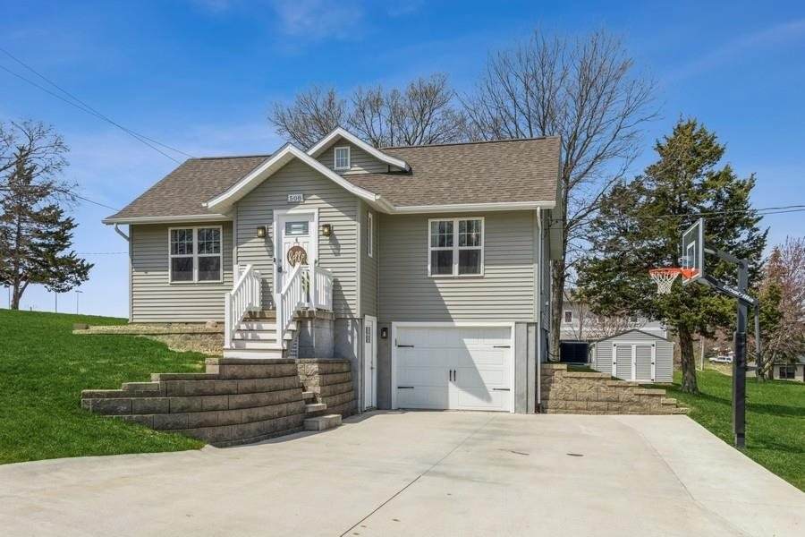 508 Henry Street - Photo 1