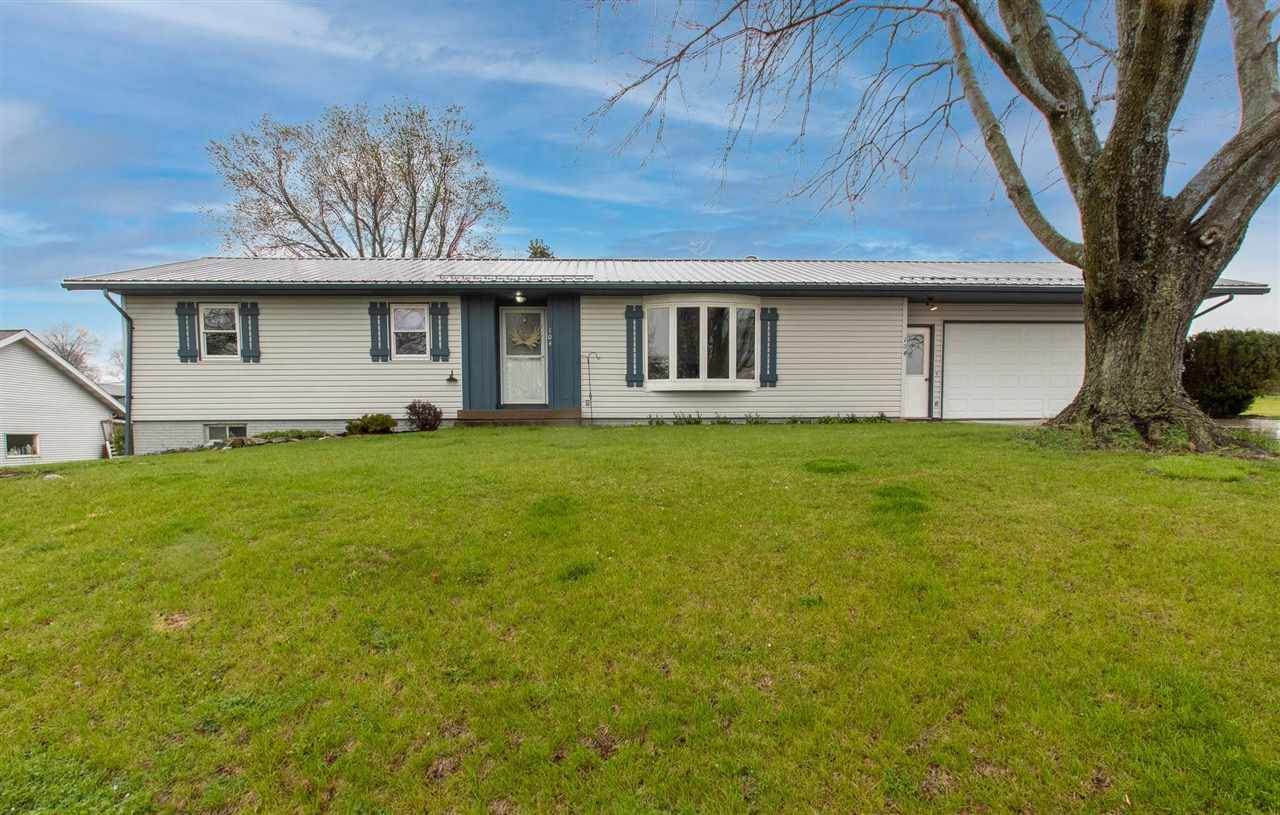 104 Fairview Dr - Photo 1