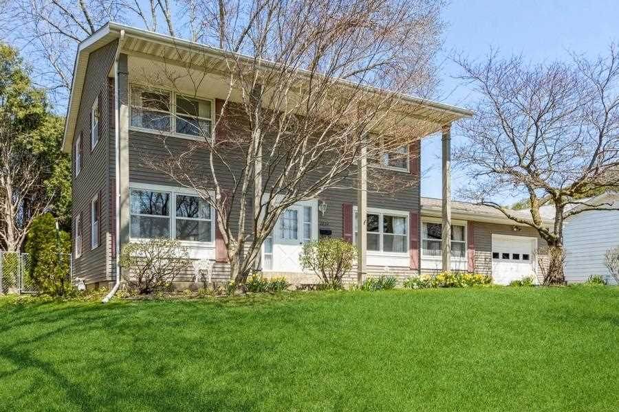 2834 Eastwood Dr - Photo 1