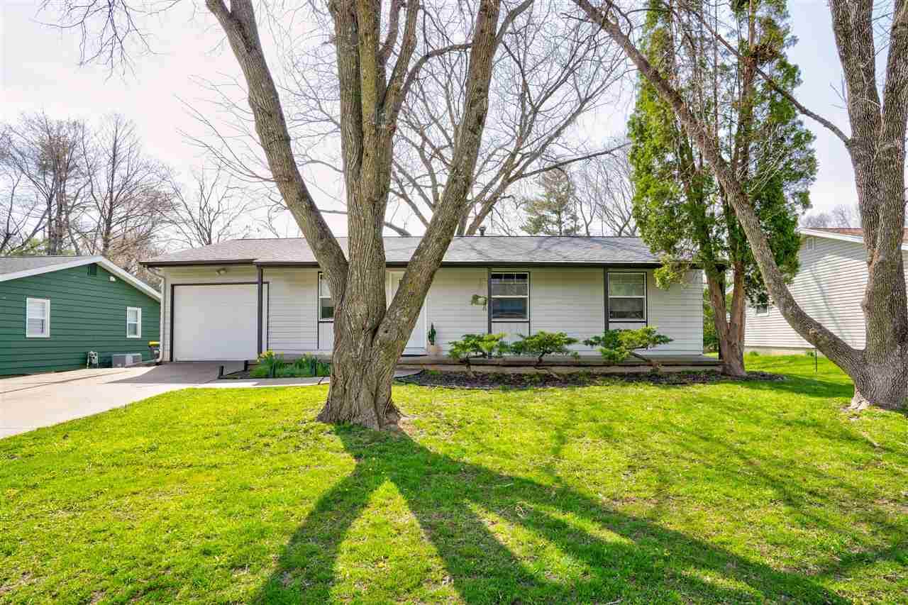 211 Westminster St - Photo 1