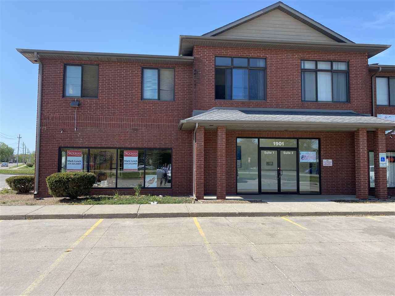 1901 Broadway St - Photo 1