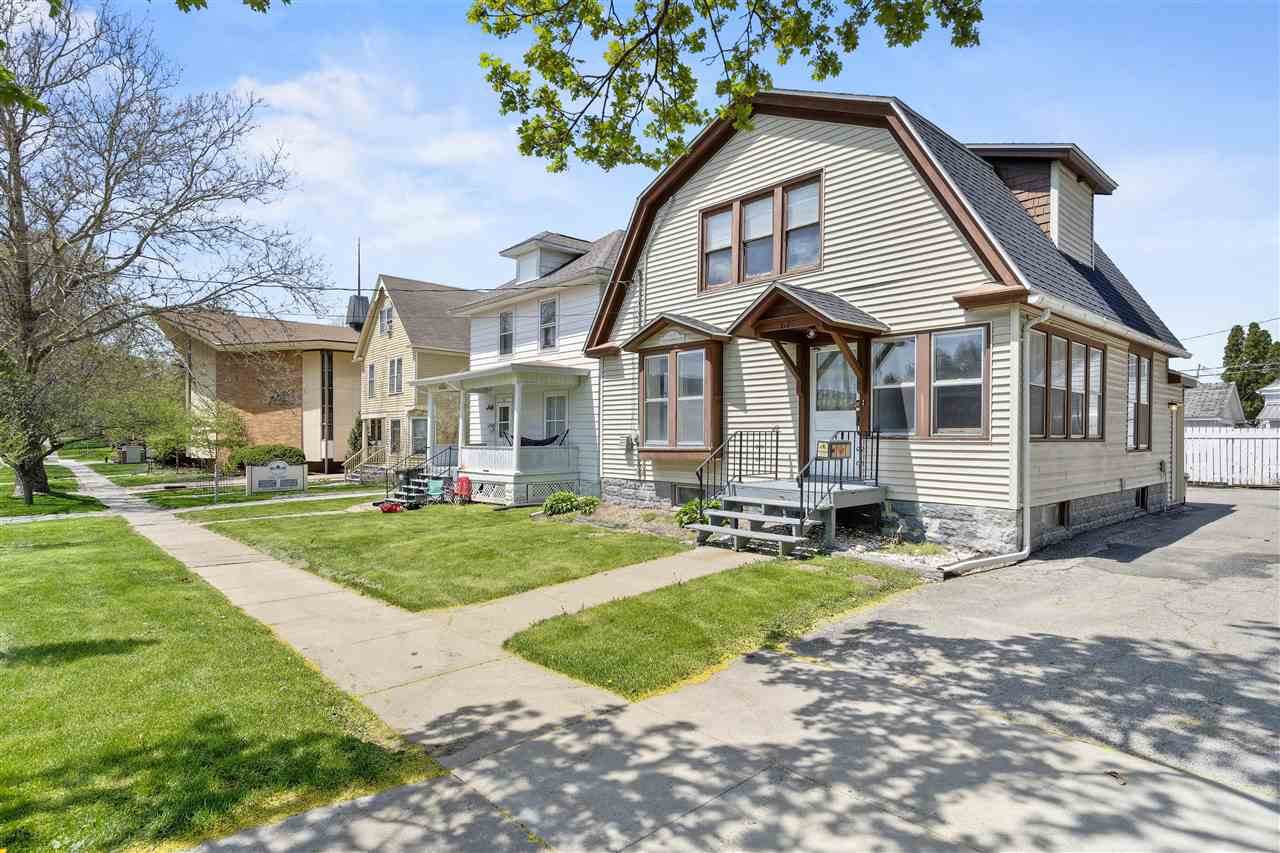 626 Bloomington St - Photo 1