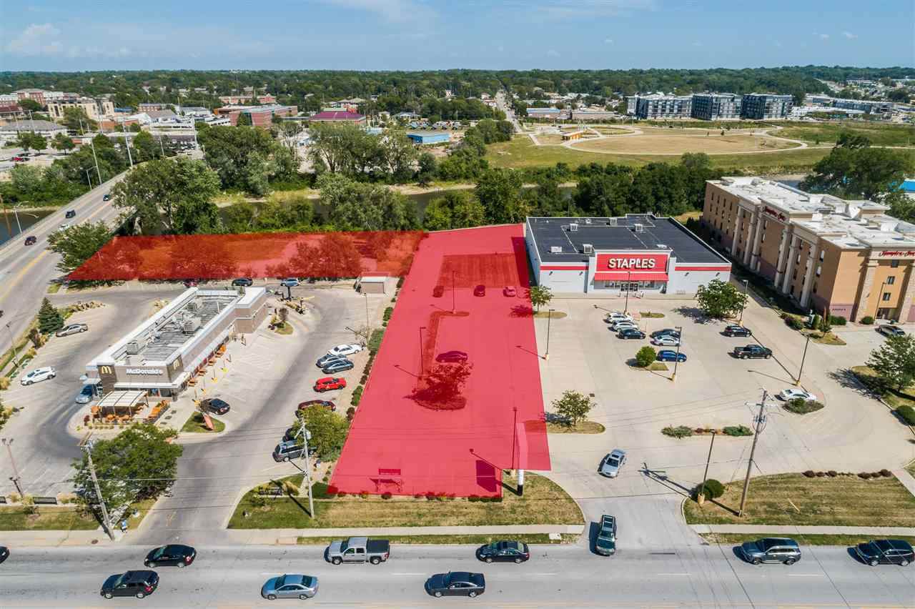 820 Riverside Dr - Photo 1