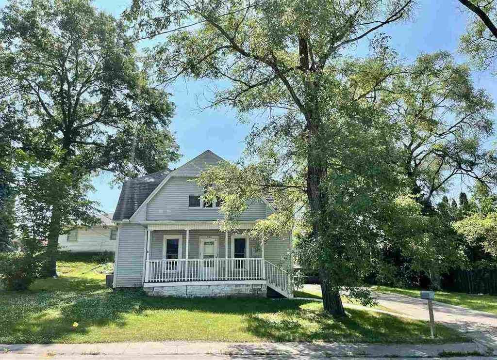 306 Parham St - Photo 1