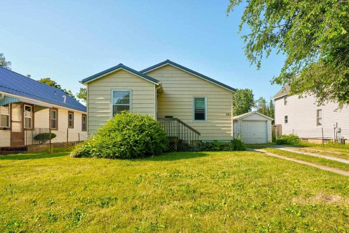 221 Benton - Photo 1