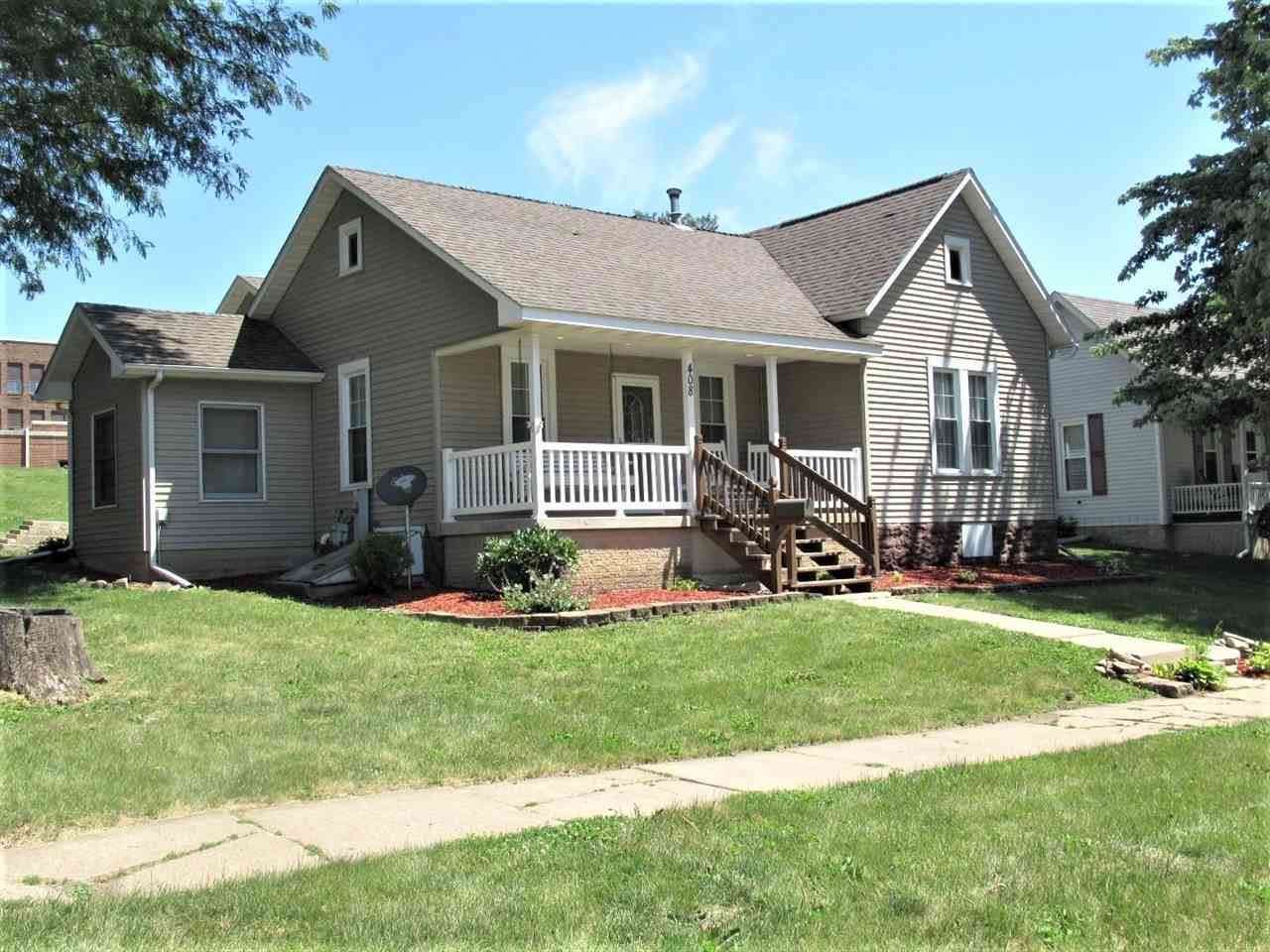 408 5th St - Photo 1