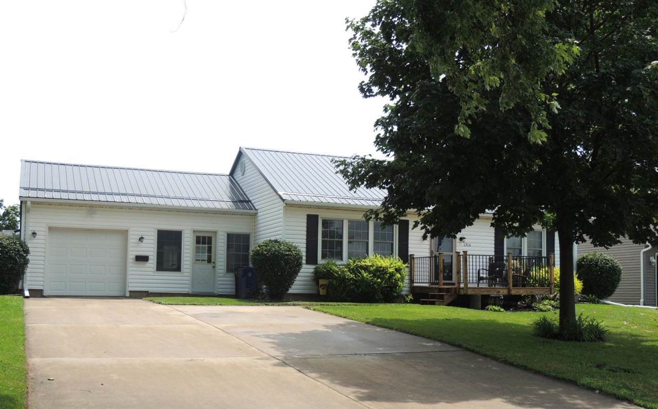 1316 North Ave - Photo 1