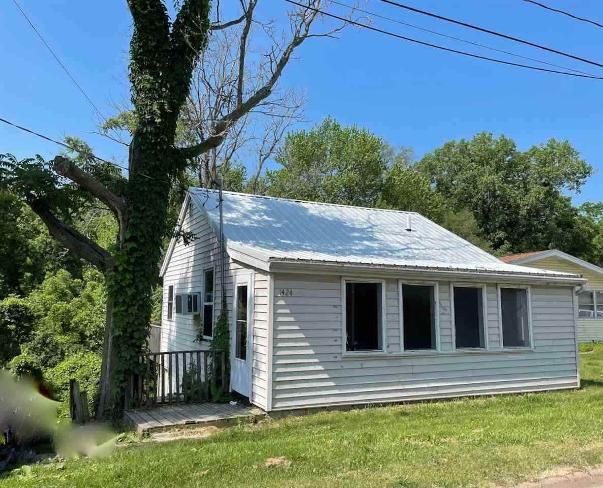 1424 Cedar St. - Photo 1