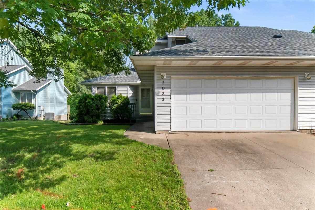2033 Little Creek Ln - Photo 1