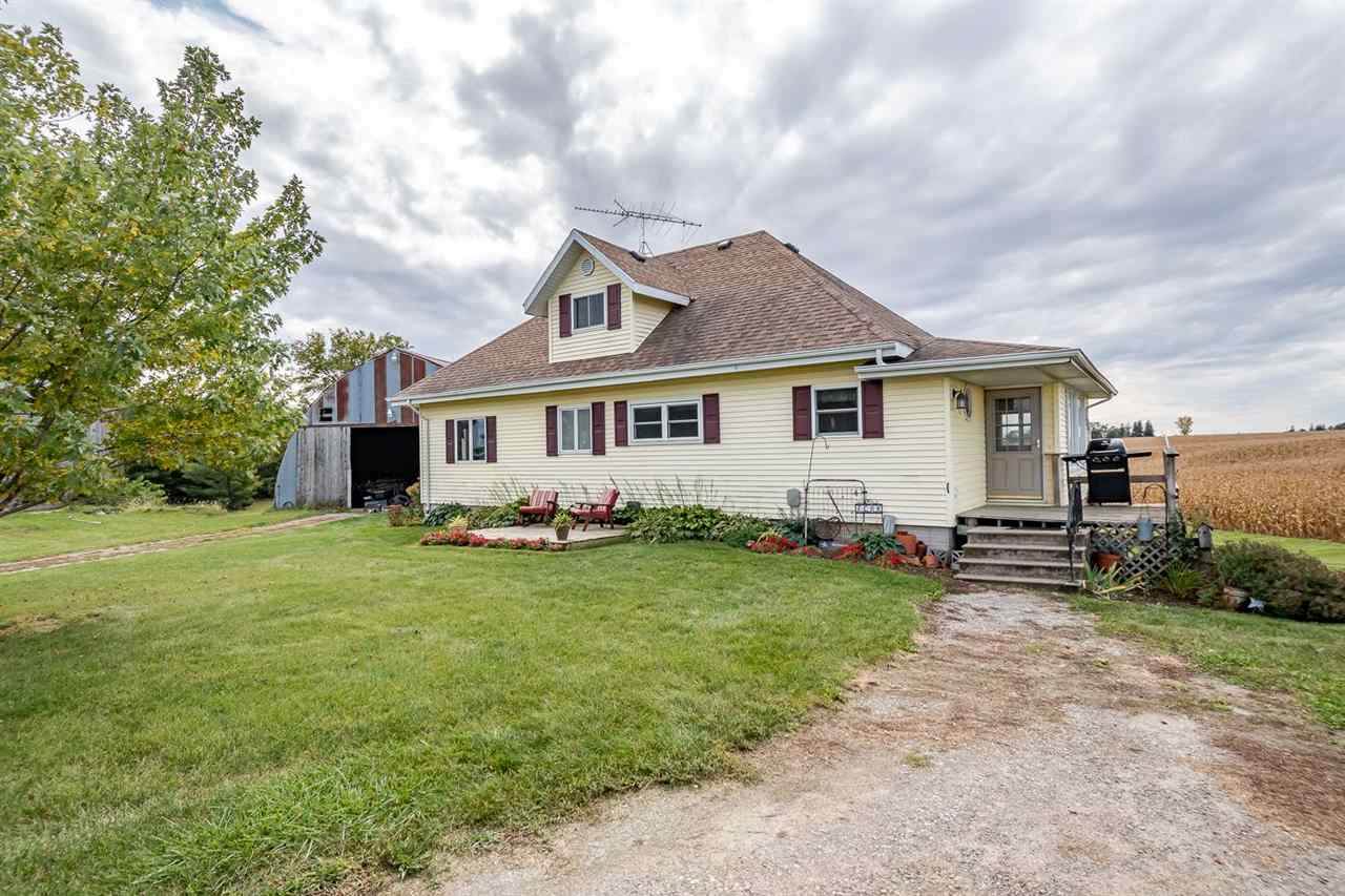 2400 430th Avenue - Photo 1