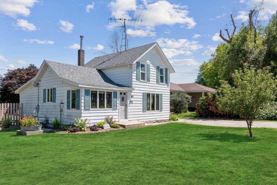 528 8th Avenue - Photo 1