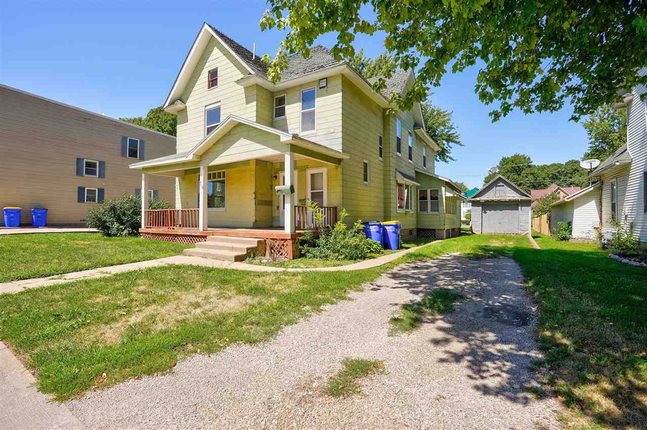 714 Washington St - Photo 1