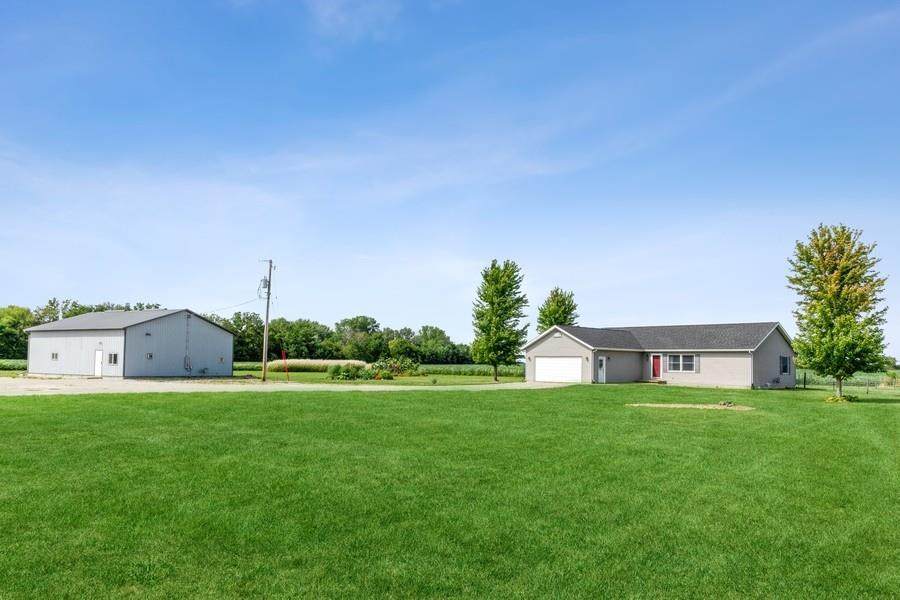 809 Ijem Ave - Photo 1