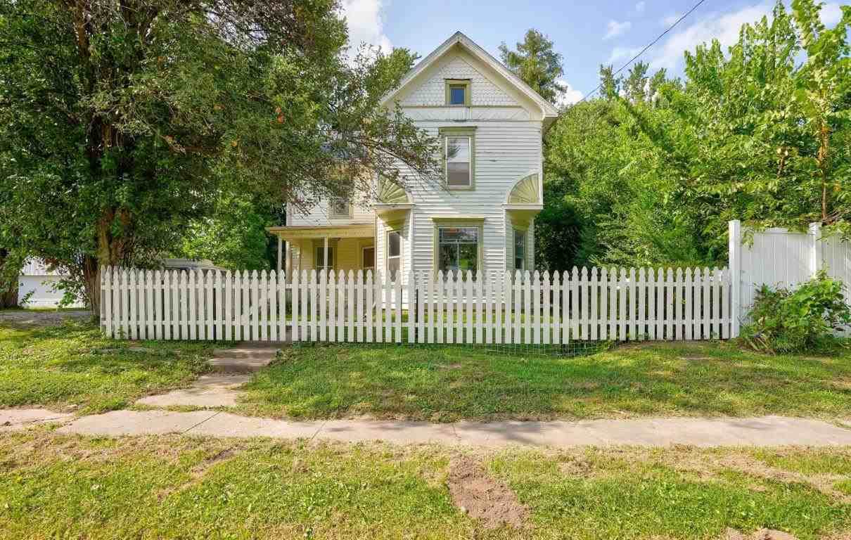 5102 Morse Rd Ne - Photo 1