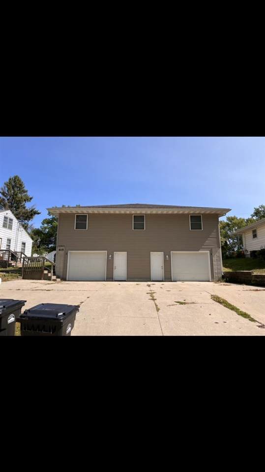 615 4th Avenue - Photo 1
