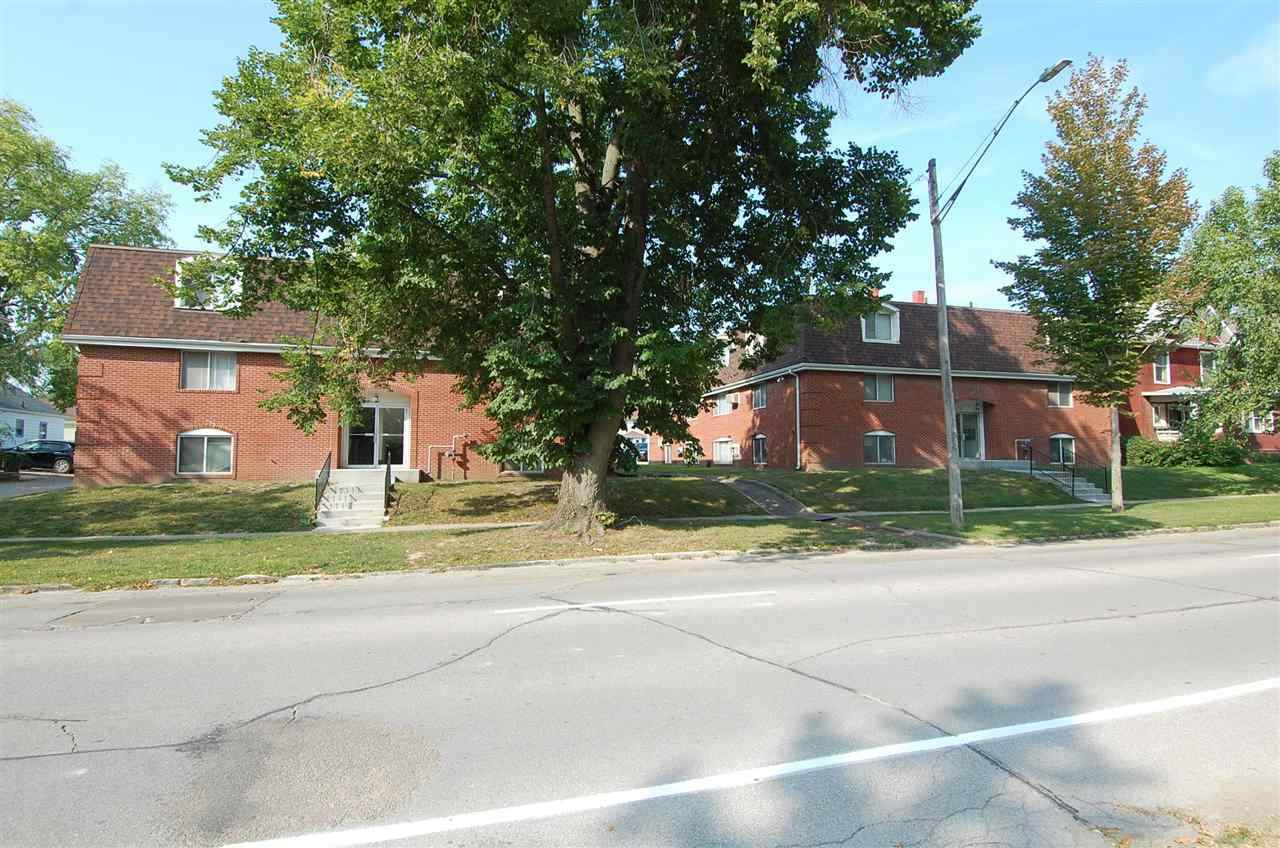 712 Market St - Photo 1