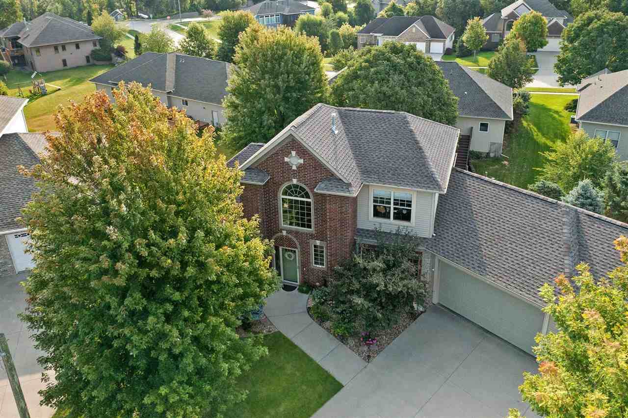 3012 Wind Ridge Ct - Photo 1
