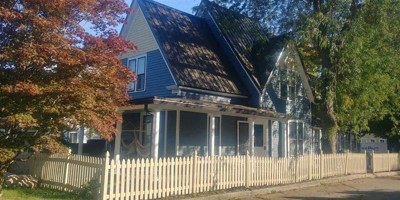 1107 Burlington St - Photo 1