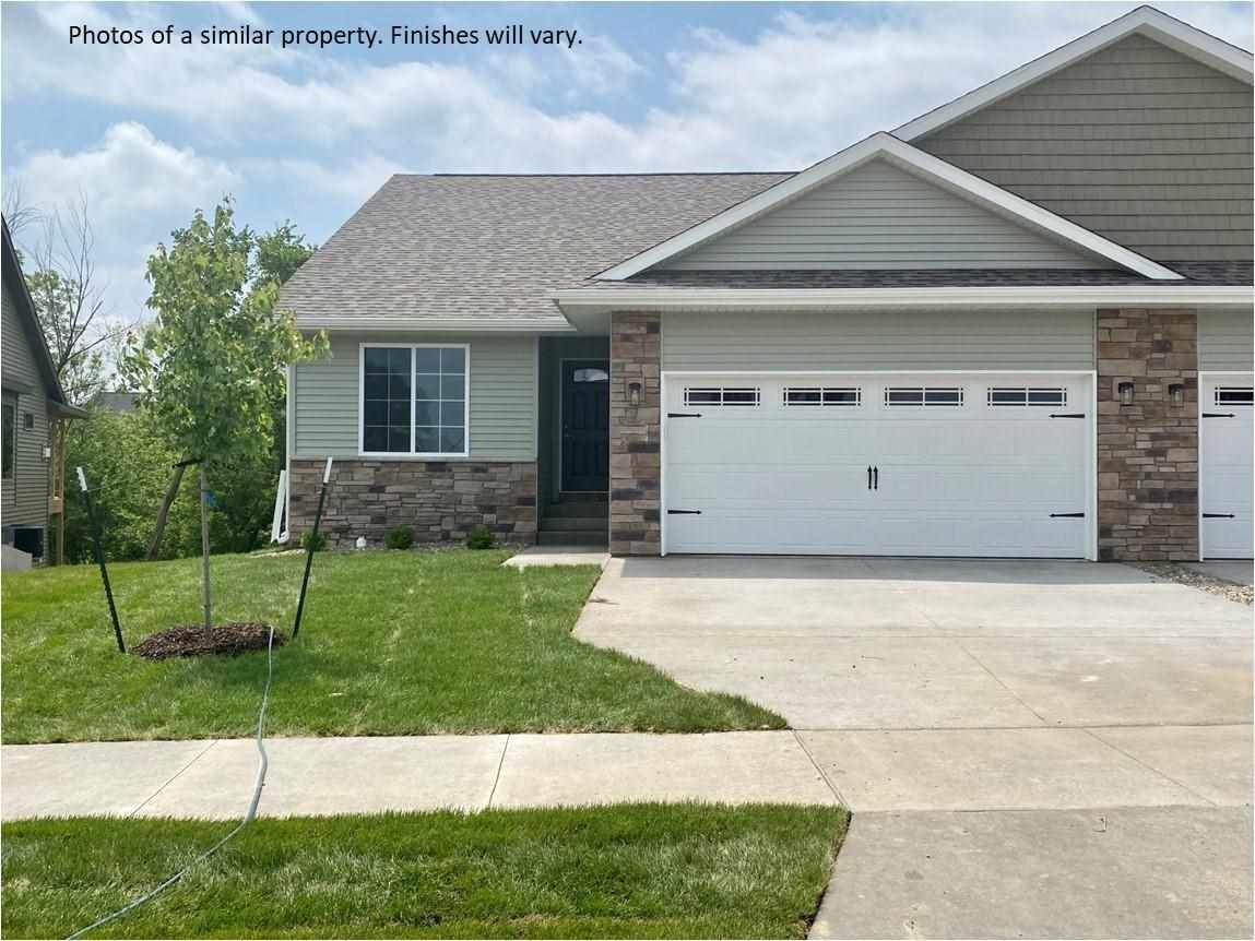 705 Creekside Dr - Photo 1