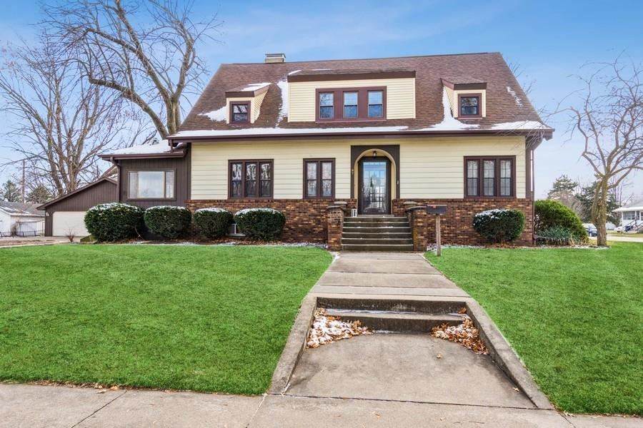 597 Hilton Street - Photo 1