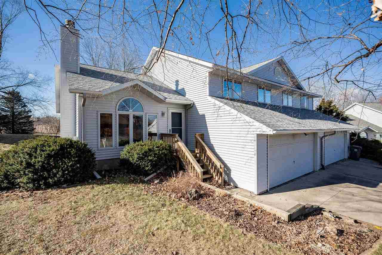 1627 Gryn Dr - Photo 1
