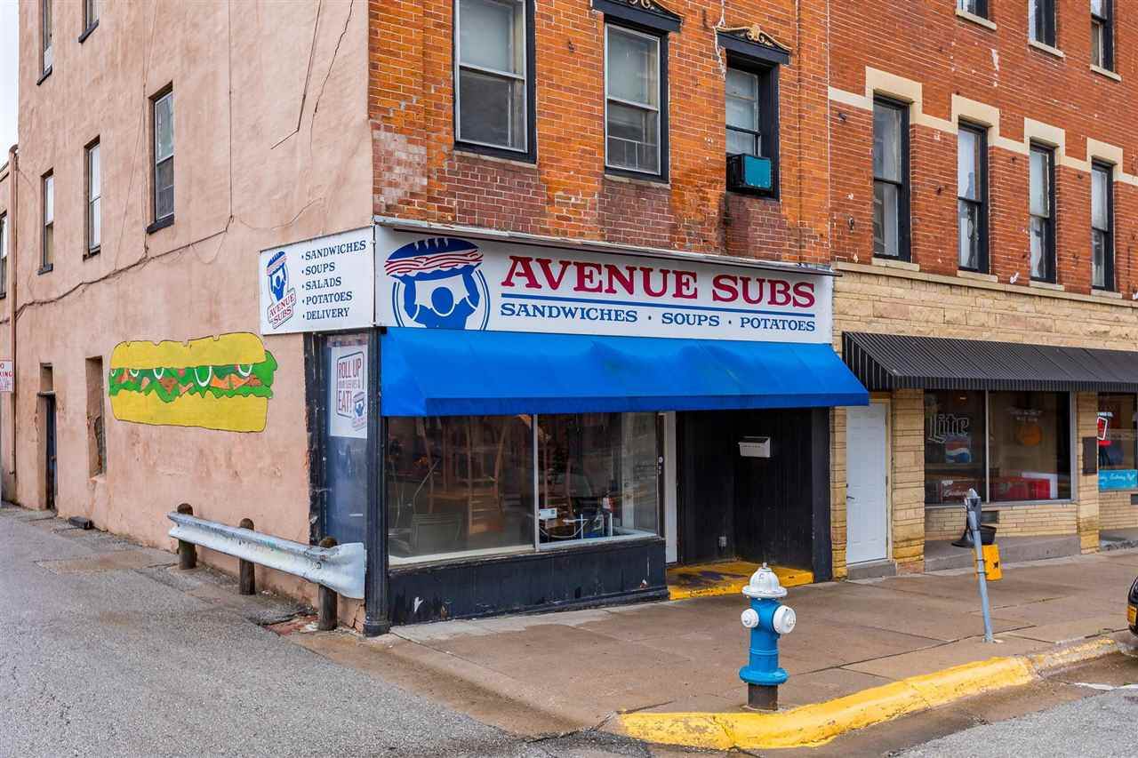 113 Iowa Ave - Photo 1