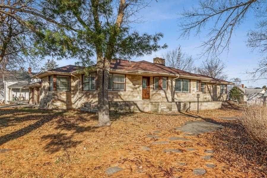 598 South Street - Photo 1