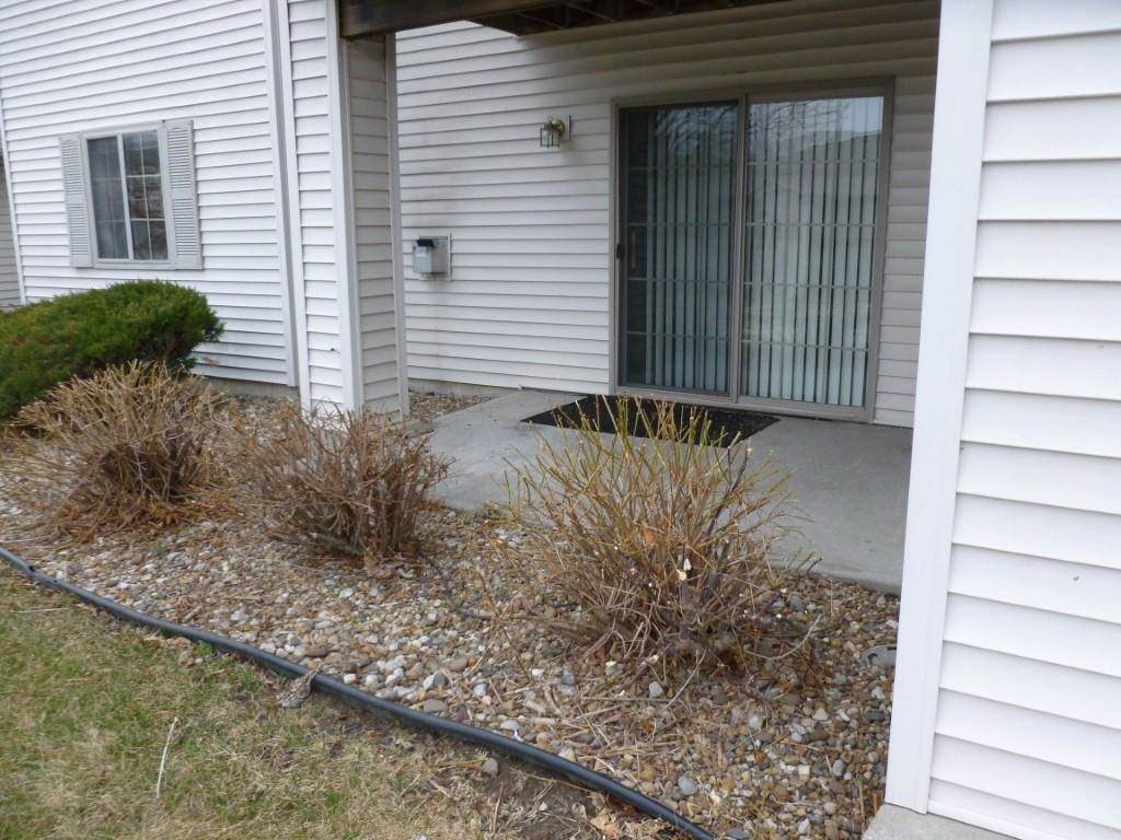 2875 Coral Ct - Photo 1