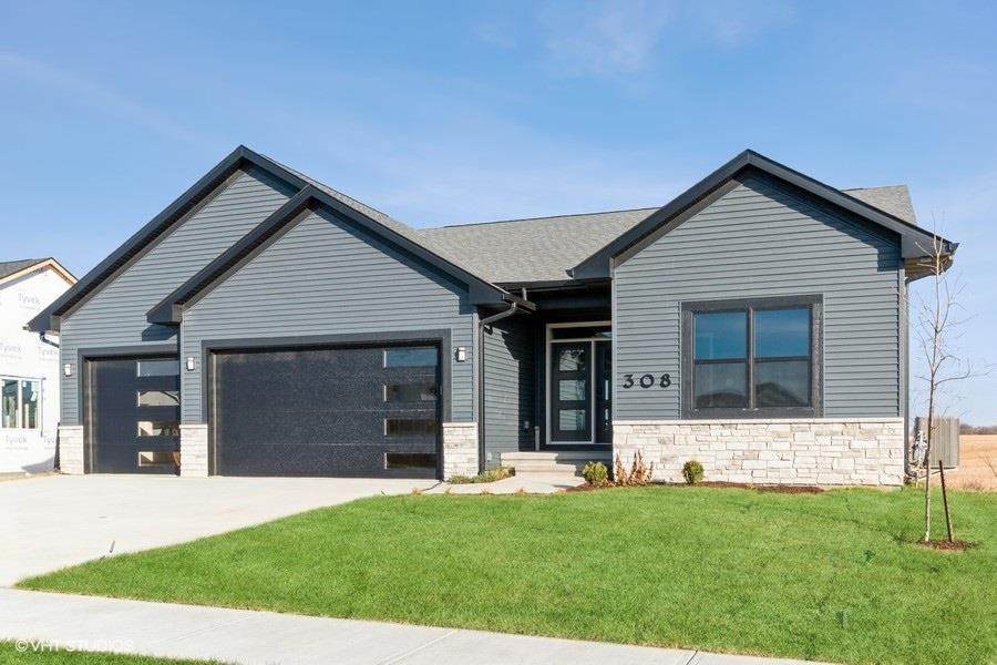 926 Horizon Dr - Photo 1