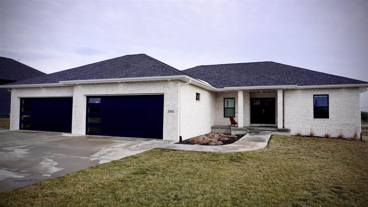 3951 Hendricks Lane Ne - Photo 1
