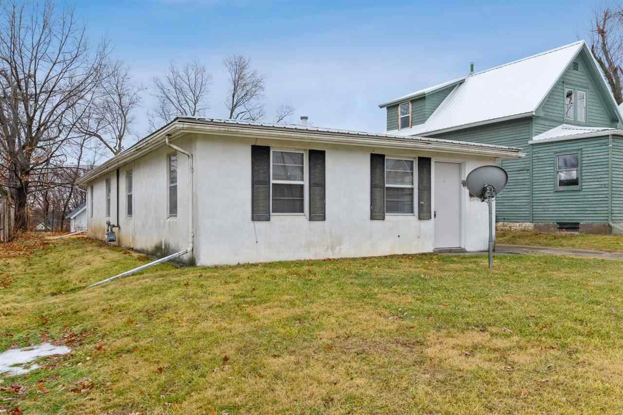 261/263 35th St Dr - Photo 1