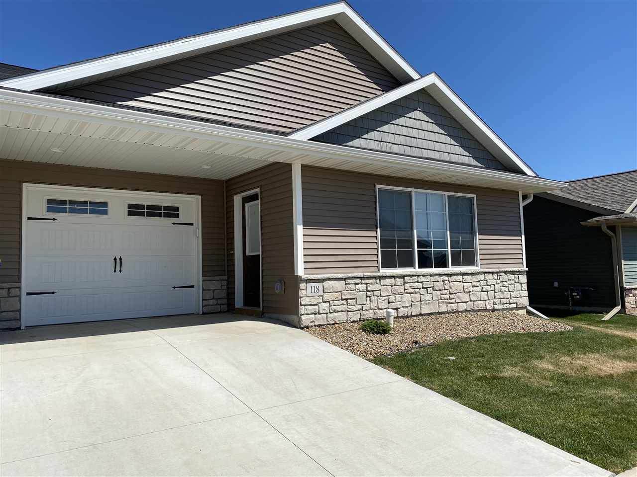 118 Wild Rose Lane - Photo 1