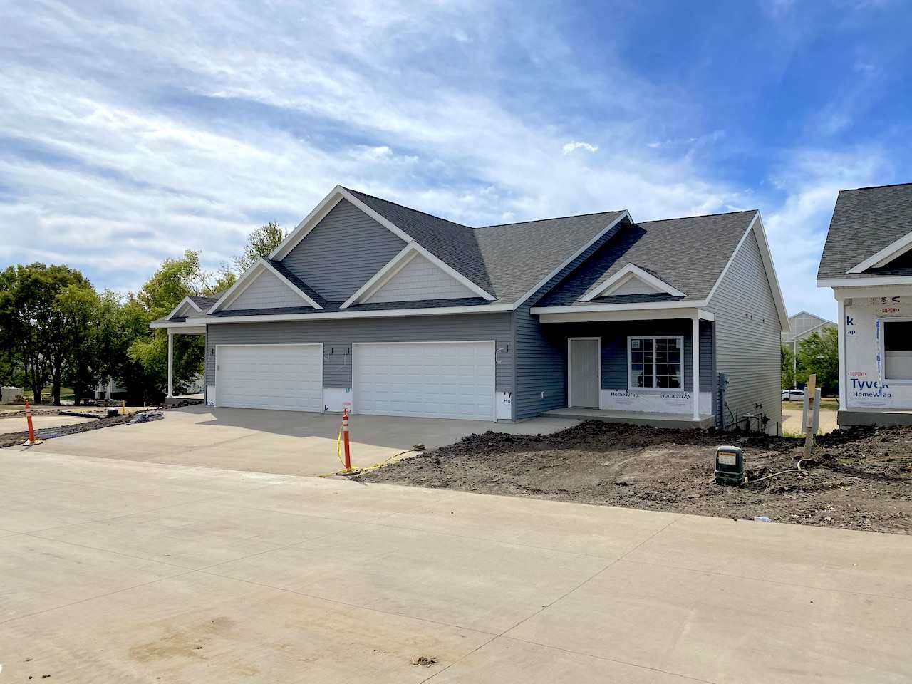 1339 Truman Ct Ne - Photo 1