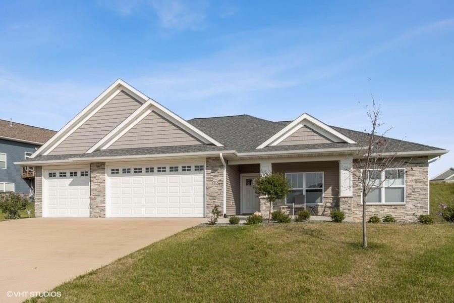 502 Crabapple Lane - Photo 1