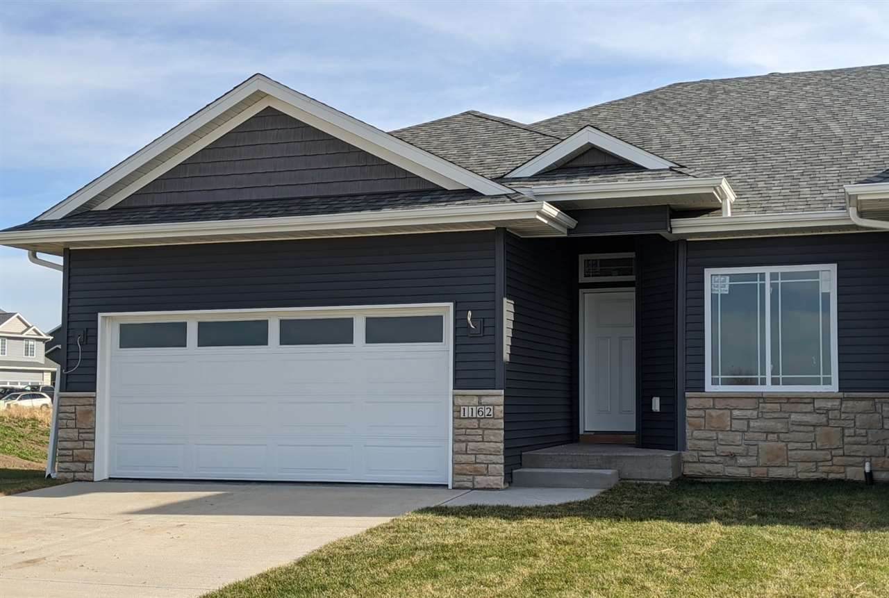 1162 Leann Cir - Photo 1