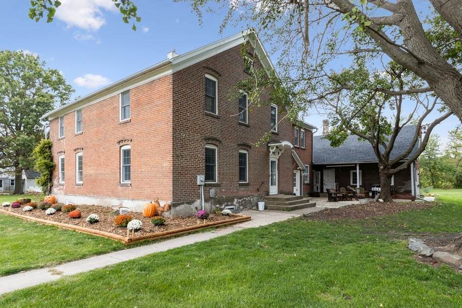 4425 V Street - Photo 1