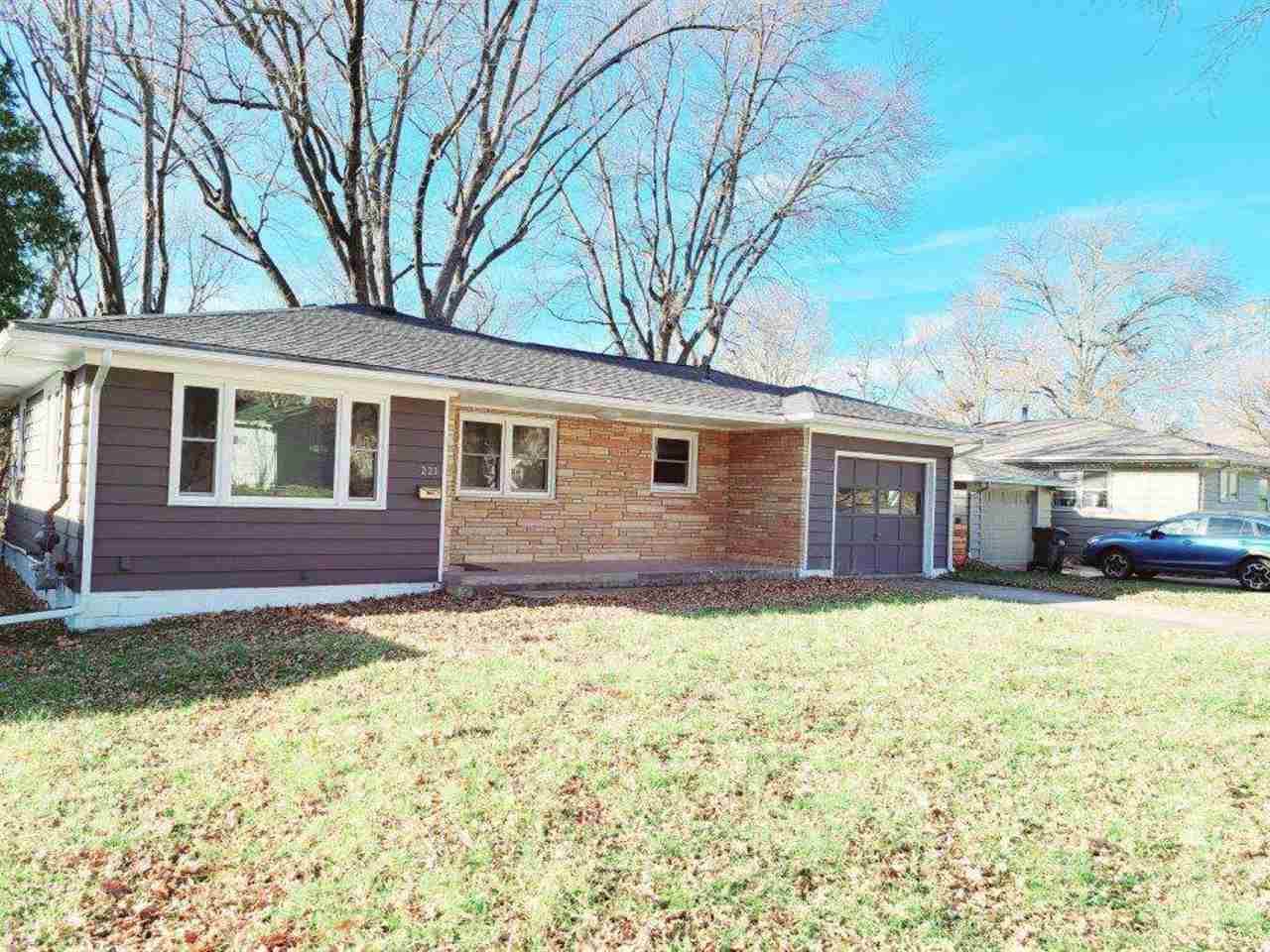 221 7th Ave - Photo 1