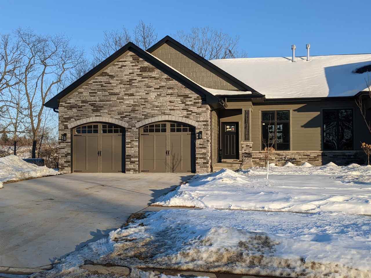 9 Pond Ridge Cir - Photo 1
