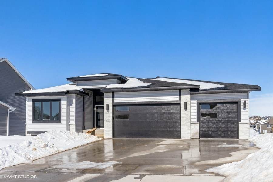 923 Horizon Dr - Photo 1