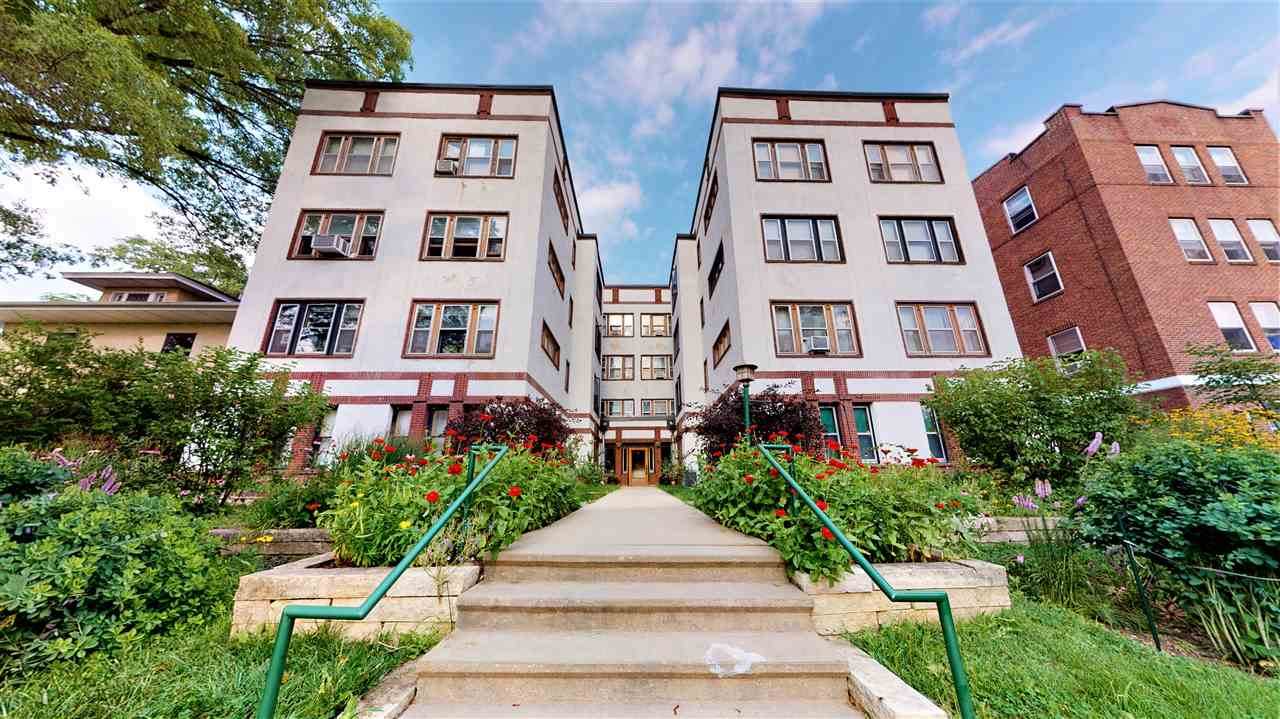 228 Summit St - Photo 1